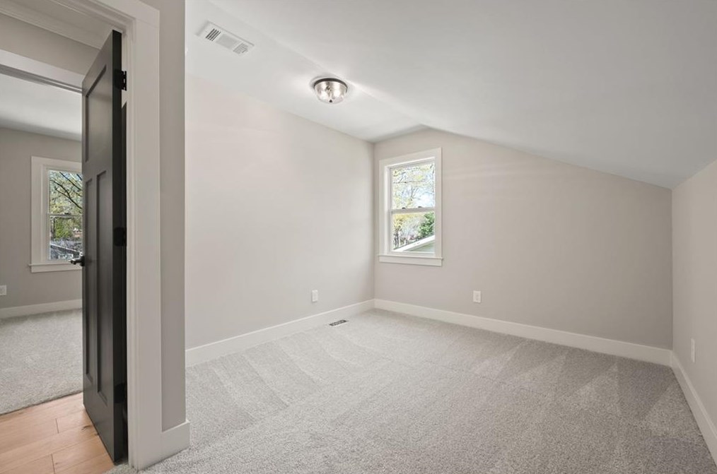 180 Burnett Way, Alpharetta GA  30009-1806 exterior