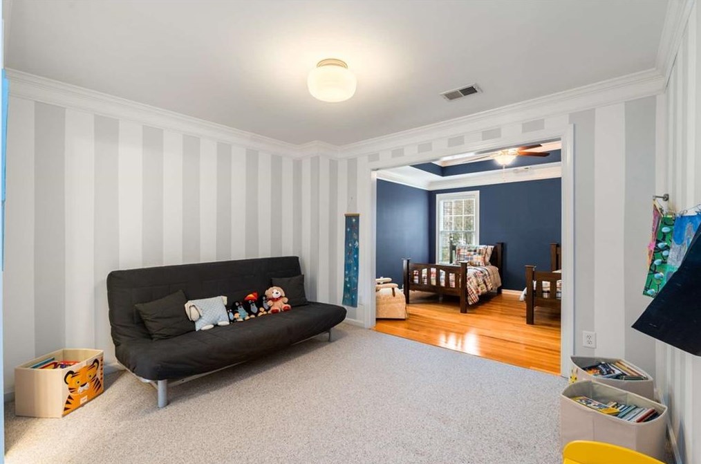 6 Woodland Ct, Decatur GA  30030-2776 exterior