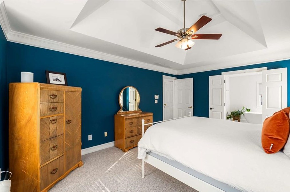 6 Woodland Ct, Decatur GA  30030-2776 exterior