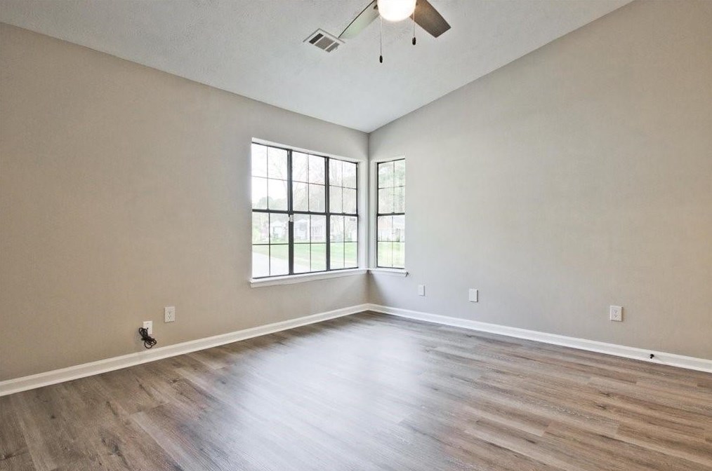 551 Utoy Cir, Atlanta GA  30331-4335 exterior