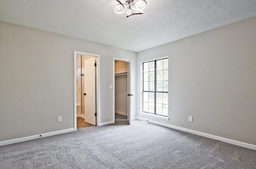 551 Utoy Cir, Atlanta GA  30331-4335 exterior