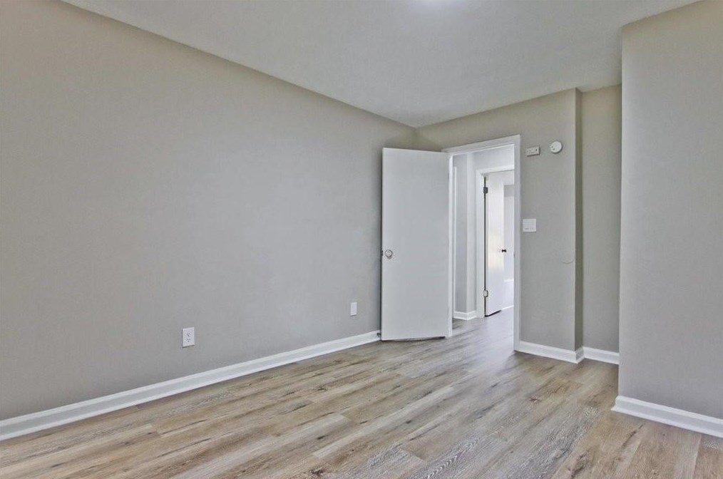 551 Utoy Cir, Atlanta GA  30331-4335 exterior