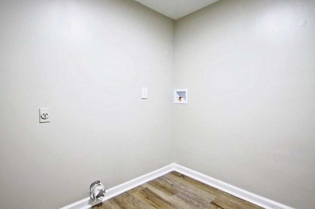 551 Utoy Cir, Atlanta GA  30331-4335 exterior