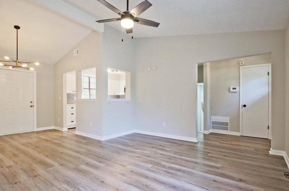 551 Utoy Cir, Atlanta GA  30331-4335 exterior