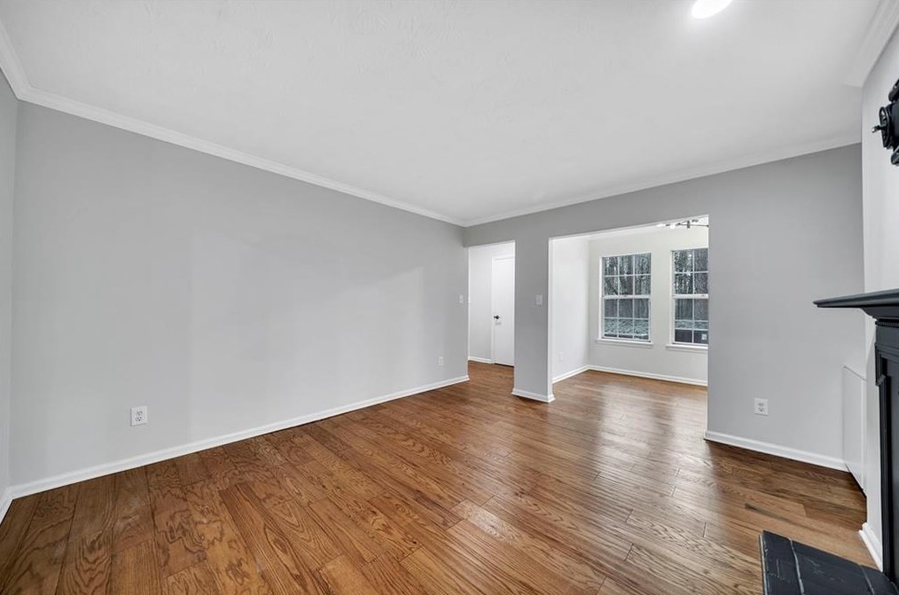 2041 Brian Way, Decatur GA  30033-3824 exterior