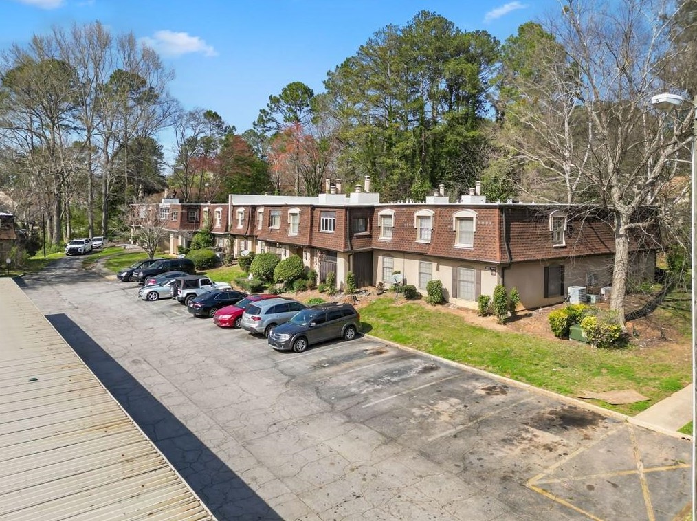 2950 Parc Lorraine, Lithonia GA 30038-1911 exterior