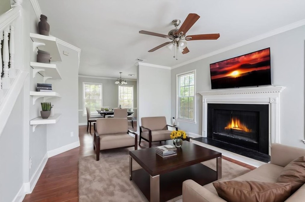 2802 Royal Blf, Decatur GA  30030-5304 exterior