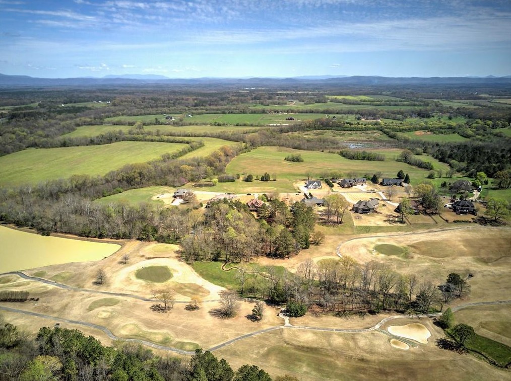 266 Fox Den Dr, Calhoun GA 30701-9568 exterior