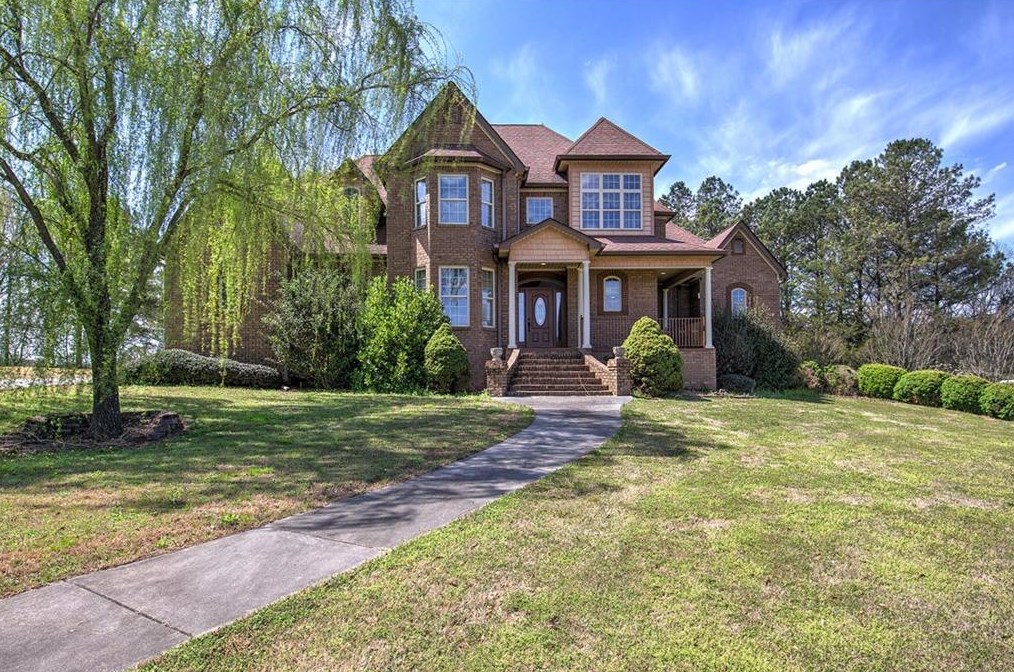 266 Fox Den Dr, Calhoun GA 30701-9568 exterior