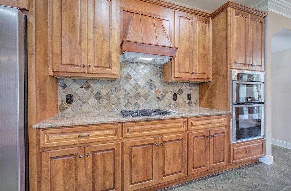 266 Fox Den Dr, Calhoun GA 30701-9568 exterior