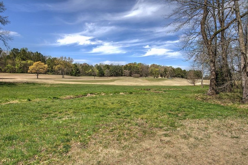 266 Fox Den Dr, Calhoun GA 30701-9568 exterior