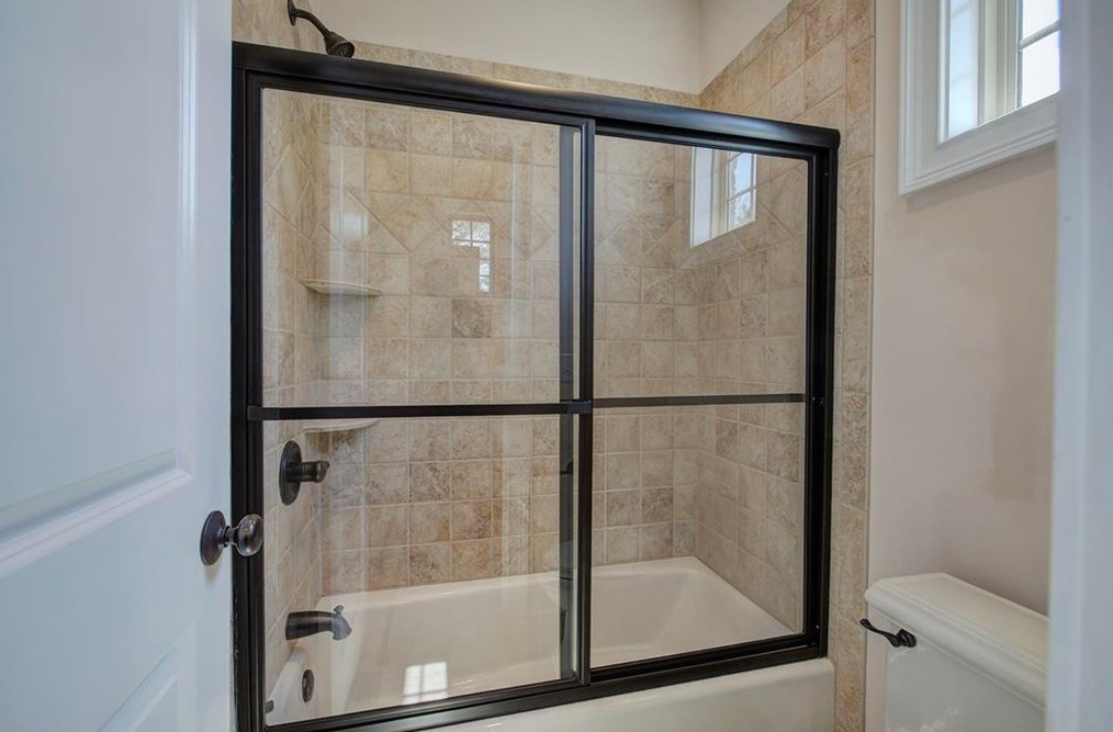 266 Fox Den Dr, Calhoun GA 30701-9568 exterior