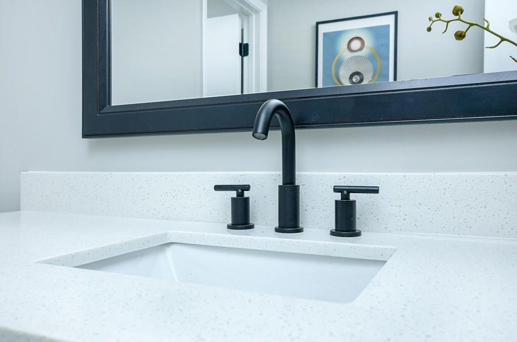 1670 Christian Cir, Conyers GA 30013-5203 exterior