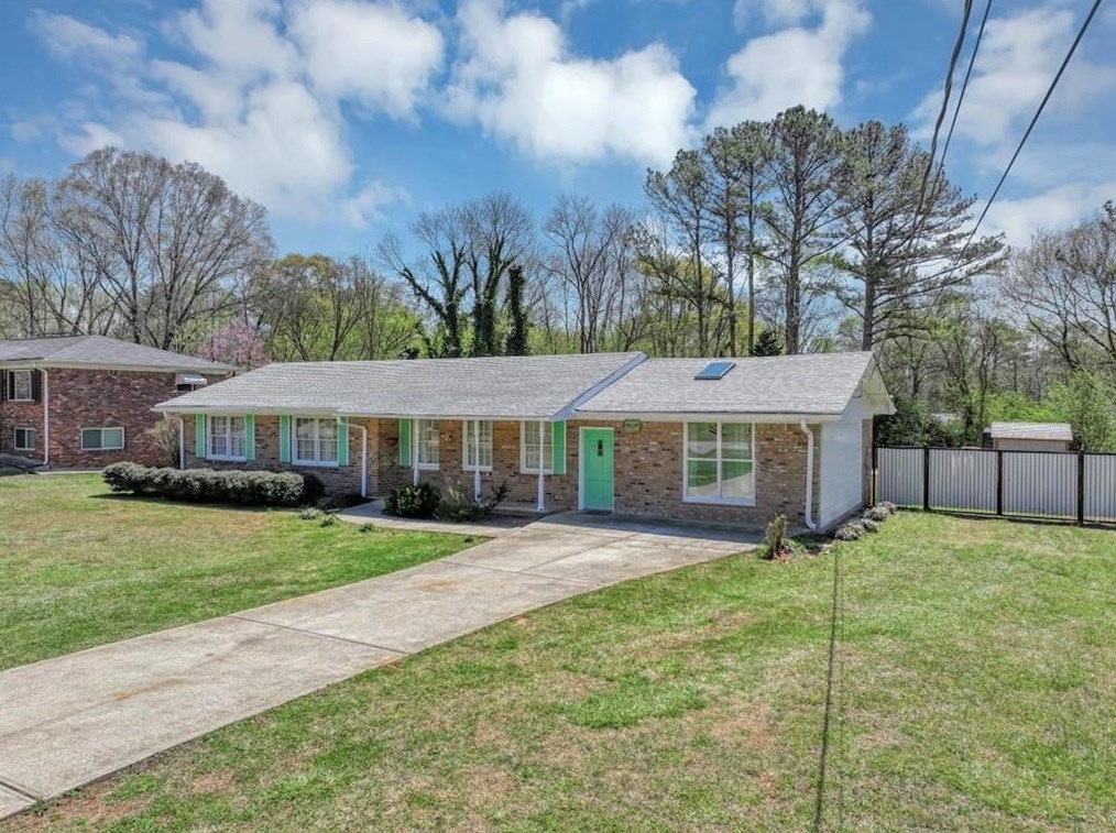 2047 Silver Creek Dr, Austell GA  30168-5058 exterior