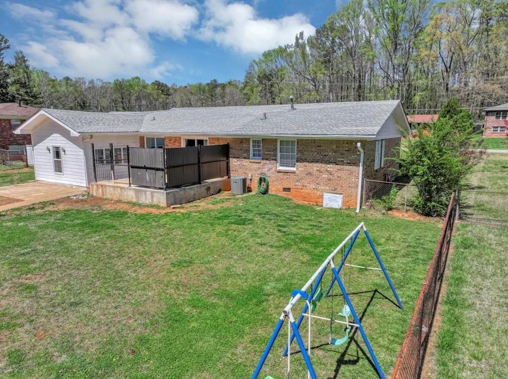 2047 Silver Creek Dr, Austell GA  30168-5058 exterior