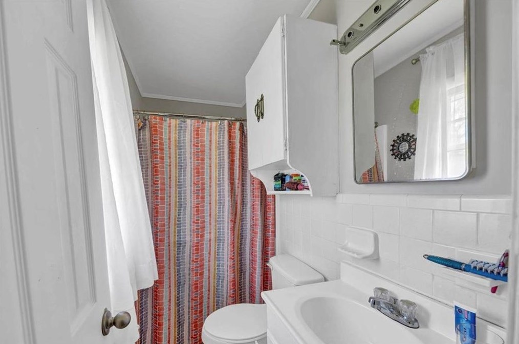 2047 Silver Creek Dr, Austell GA  30168-5058 exterior