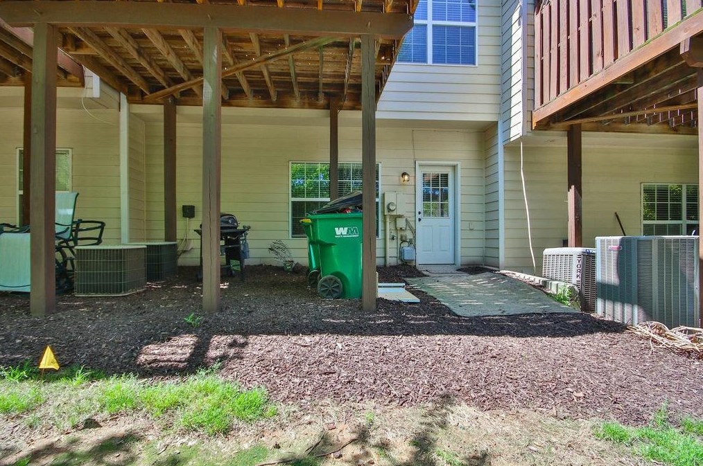 5141 Wellsley Bnd, Alpharetta GA  30005-5067 exterior