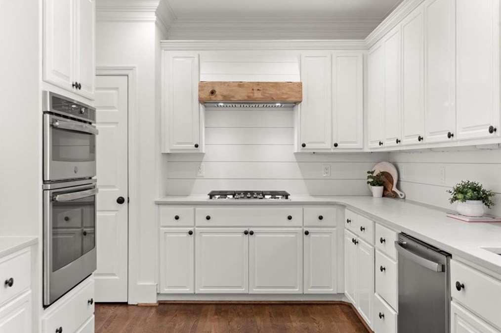 3013 Ranch Rd, Atlanta GA  30339-3728 exterior