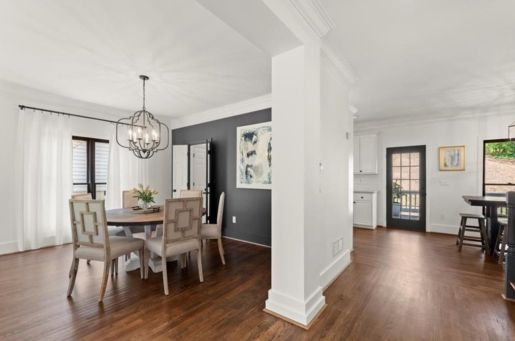 3013 Ranch Rd, Atlanta GA  30339-3728 exterior