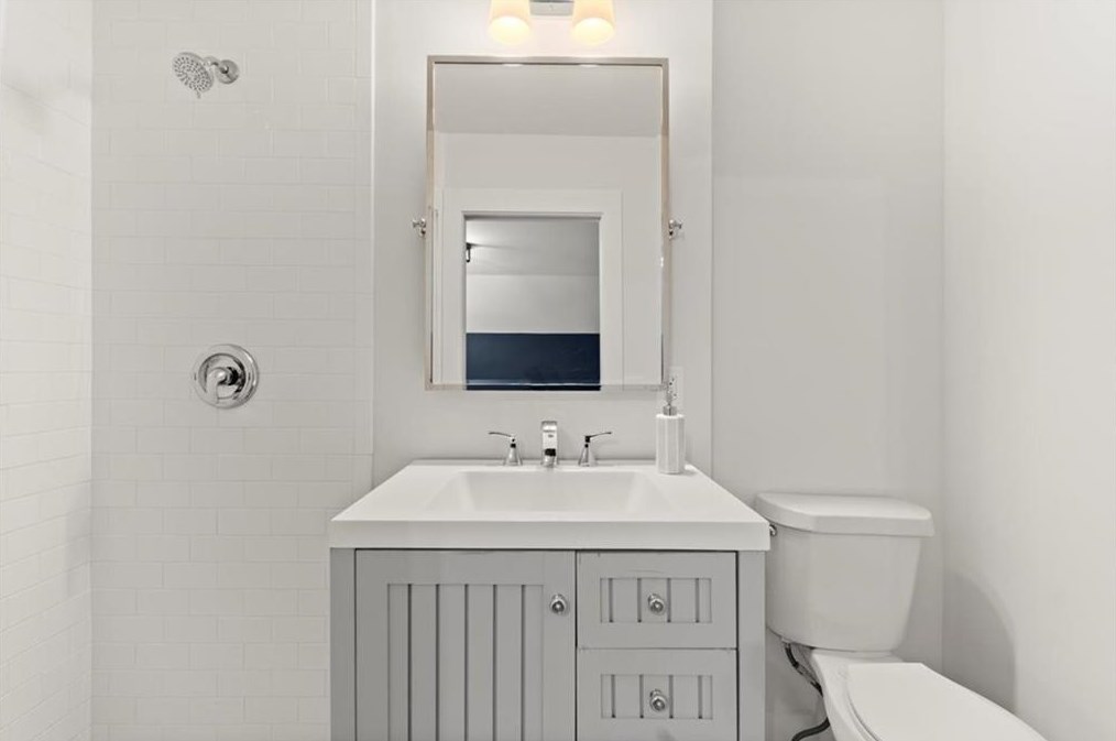 3013 Ranch Rd, Atlanta GA  30339-3728 exterior