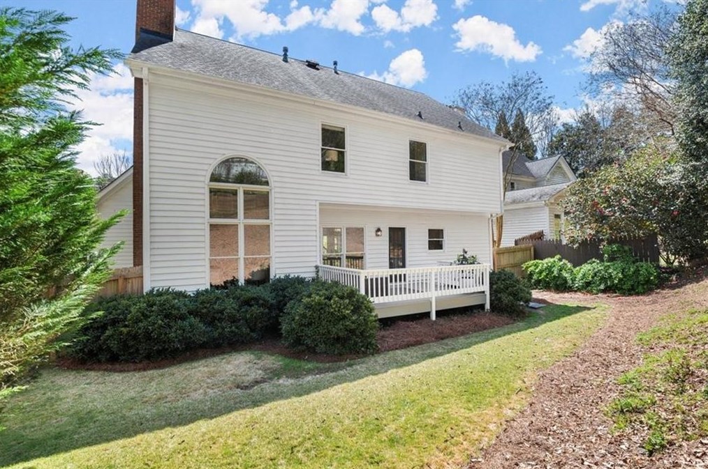 3013 Ranch Rd, Atlanta GA  30339-3728 exterior