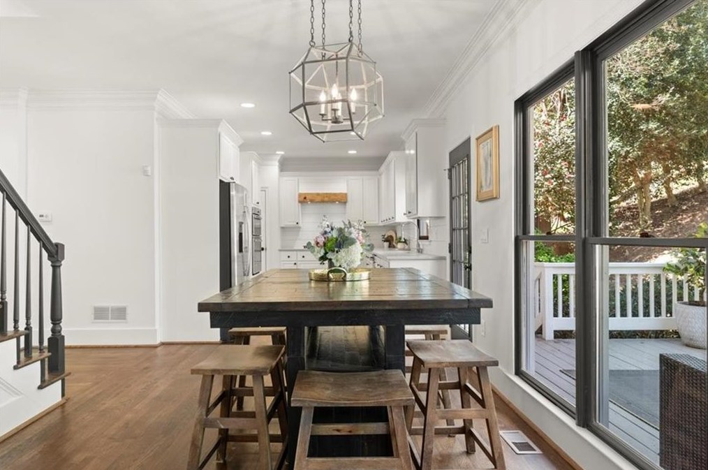 3013 Ranch Rd, Atlanta GA  30339-3728 exterior