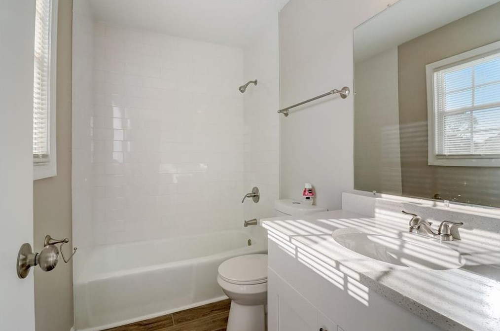 2320 Aurie Dr, Decatur GA  30034-2913 exterior