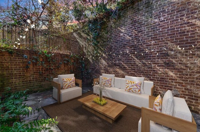 316 Vly Brk Way, Atlanta GA 30319-5241 exterior