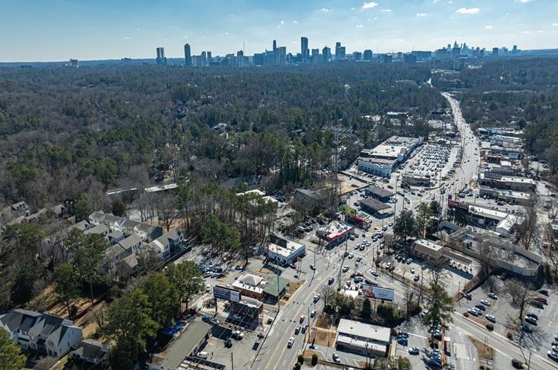 316 Vly Brk Way, Atlanta GA 30319-5241 exterior