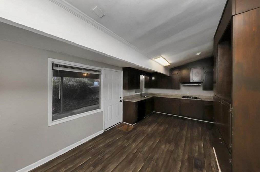 2592 Baker Rd, Atlanta GA 30318-6170 exterior