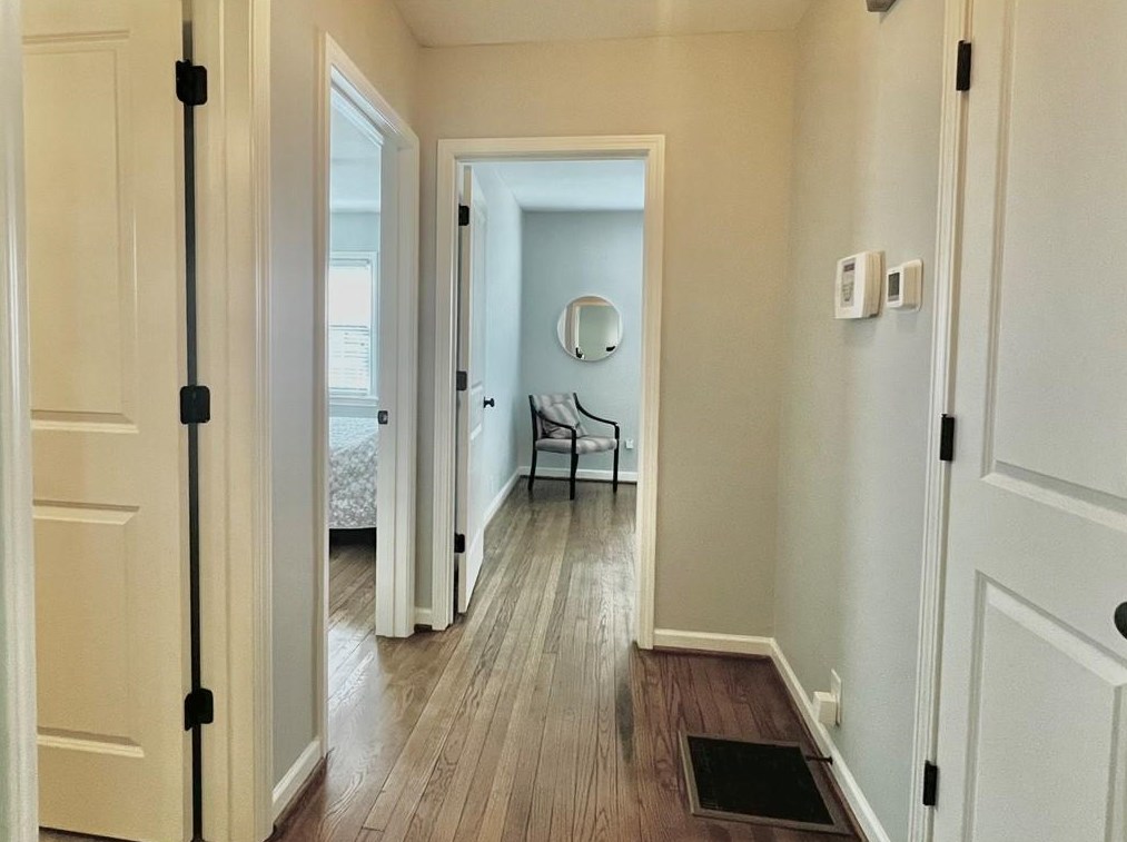 1901 Flat Shoals Rd, Atlanta GA  30316-2803 exterior