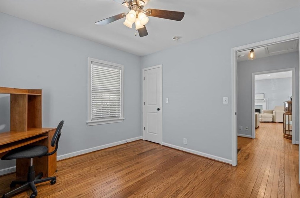 1901 Flat Shoals Rd, Atlanta GA  30316-2803 exterior