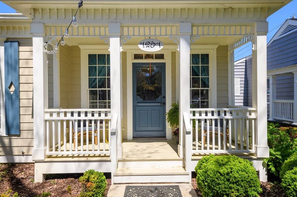 1281 Eubanks Ave, Atlanta GA  30344-4938 exterior