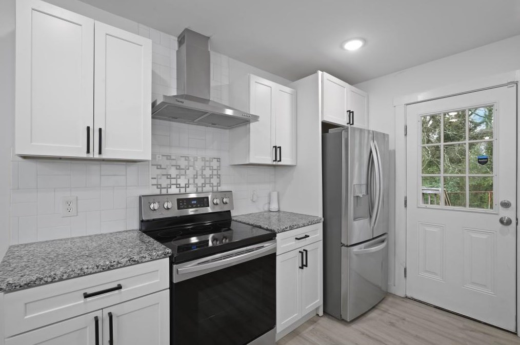 146 Stratford Dr, Atlanta GA  30311-1013 exterior