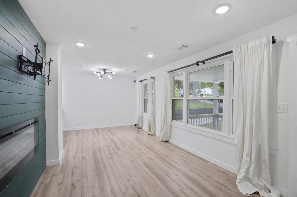146 Stratford Dr, Atlanta GA  30311-1013 exterior