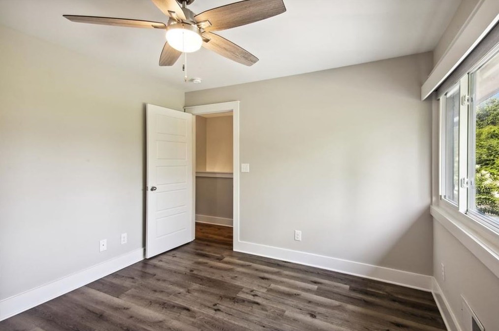 2536 Bradford Sq, Atlanta GA  30345-1336 exterior