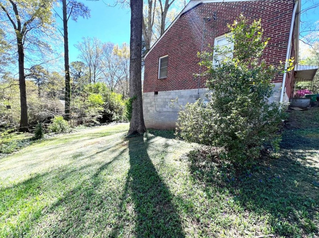 2317 Vistamont Dr, Decatur GA  30033-4705 exterior