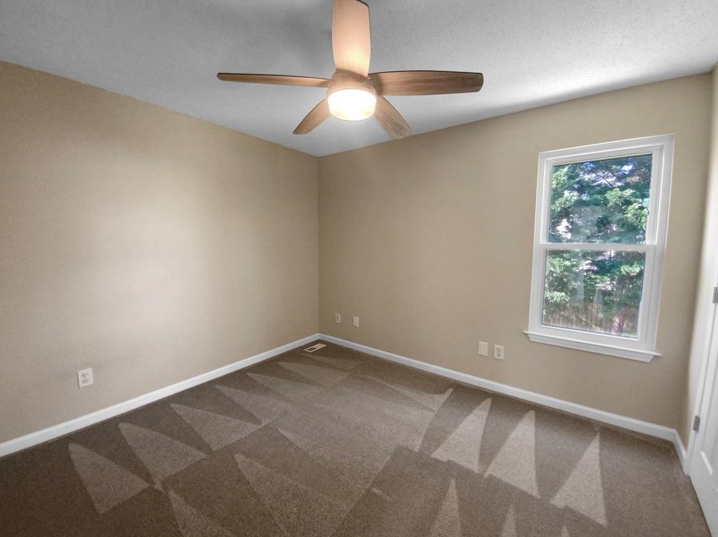 2339 Wavetree Ln, Acworth GA  30101-6211 exterior