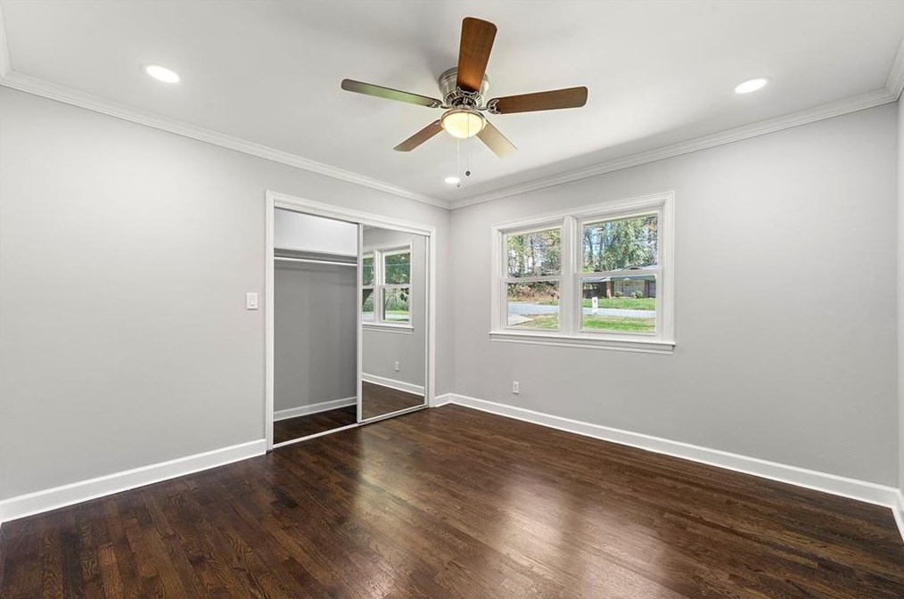 1805 Brewer Blvd, Atlanta GA  30310-4907 exterior