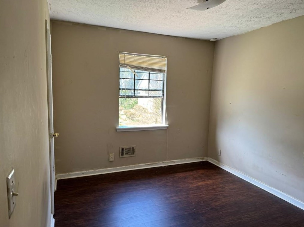 2806 Oxford Dr, Decatur GA 30034-1049 exterior