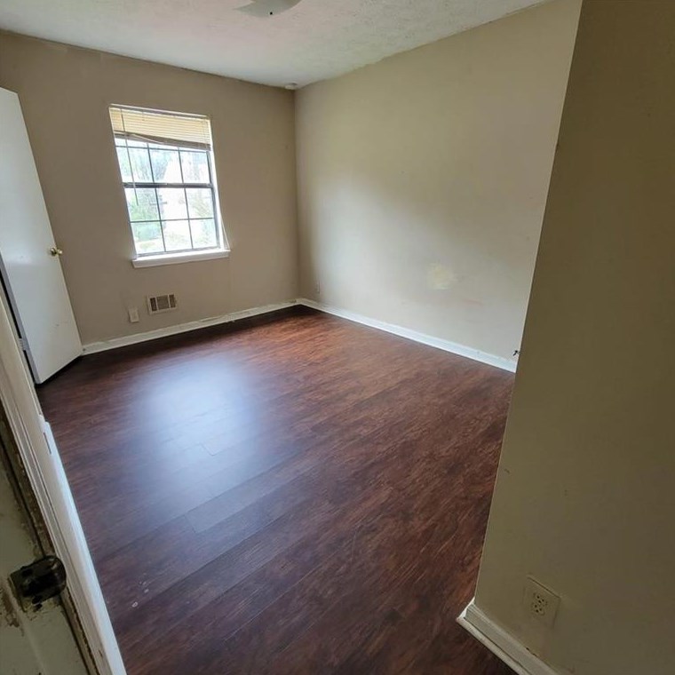 2806 Oxford Dr, Decatur GA 30034-1049 exterior