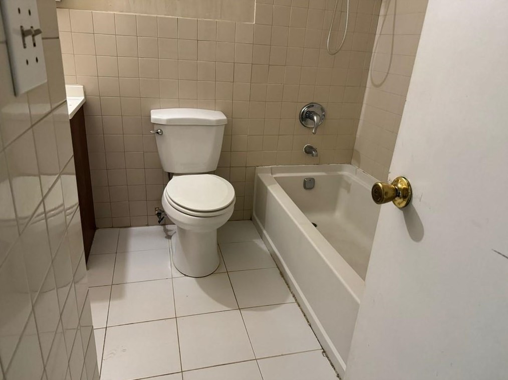 2806 Oxford Dr, Decatur GA 30034-1049 exterior