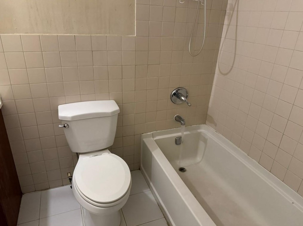 2806 Oxford Dr, Decatur GA 30034-1049 exterior