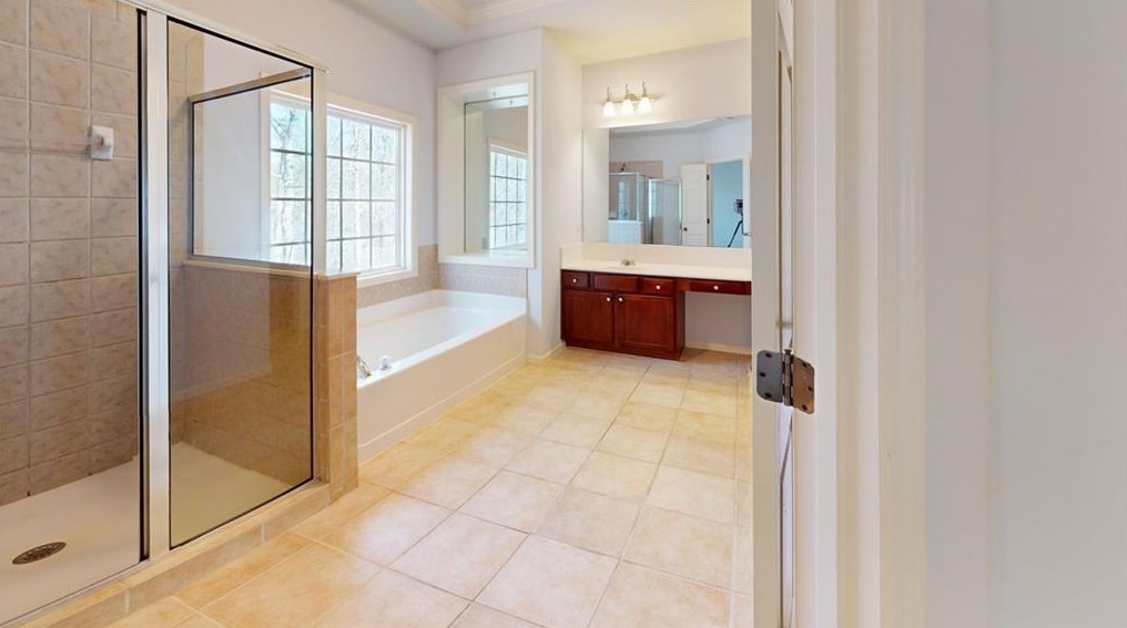 12793 Doe Dr, Alpharetta GA 30004-8987 exterior