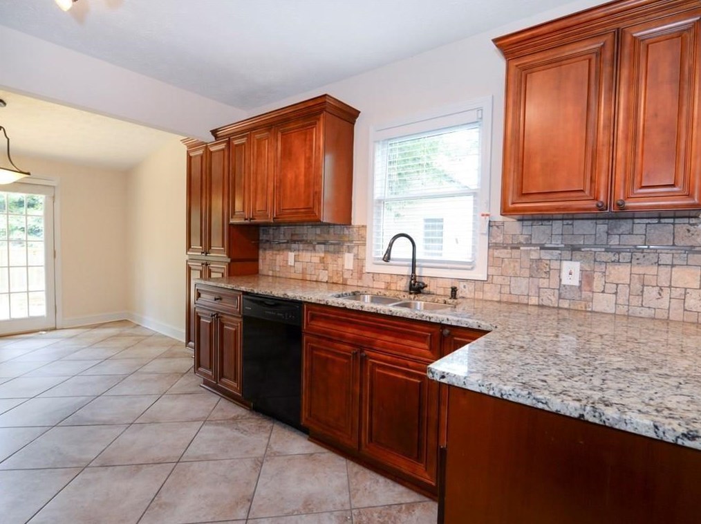 1799 Ellington St, Decatur GA  30032-3239 exterior