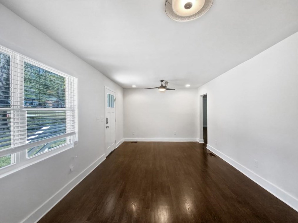 2070 Dellwood Pl, Decatur GA  30032-5523 exterior