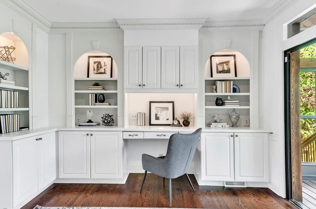 1635 Lazy River Ln, Atlanta GA  30350-3523 exterior