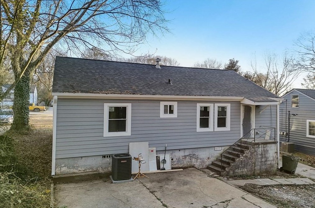 822 Midway St, Atlanta GA 30315-8611 exterior