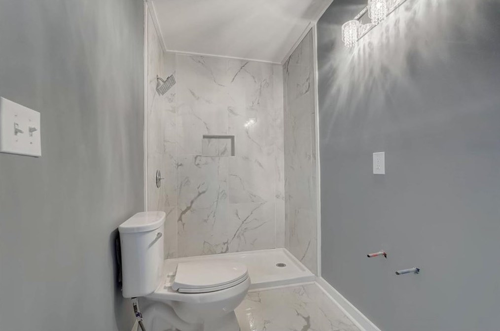 822 Midway St, Atlanta GA 30315-8611 exterior