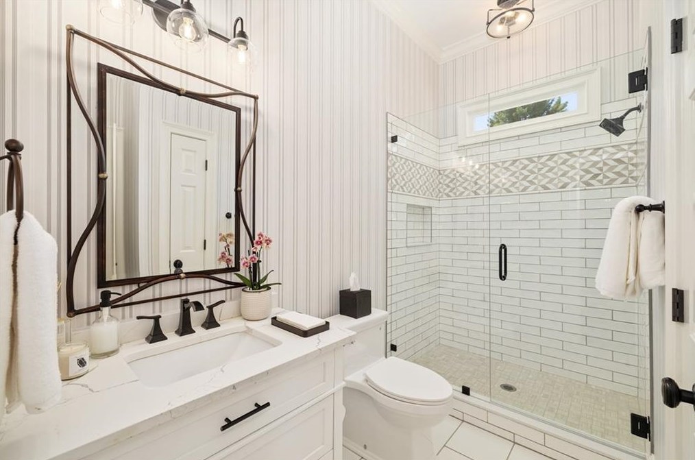 1088 Hunters Brook Ct, Atlanta GA  30319-4714 exterior